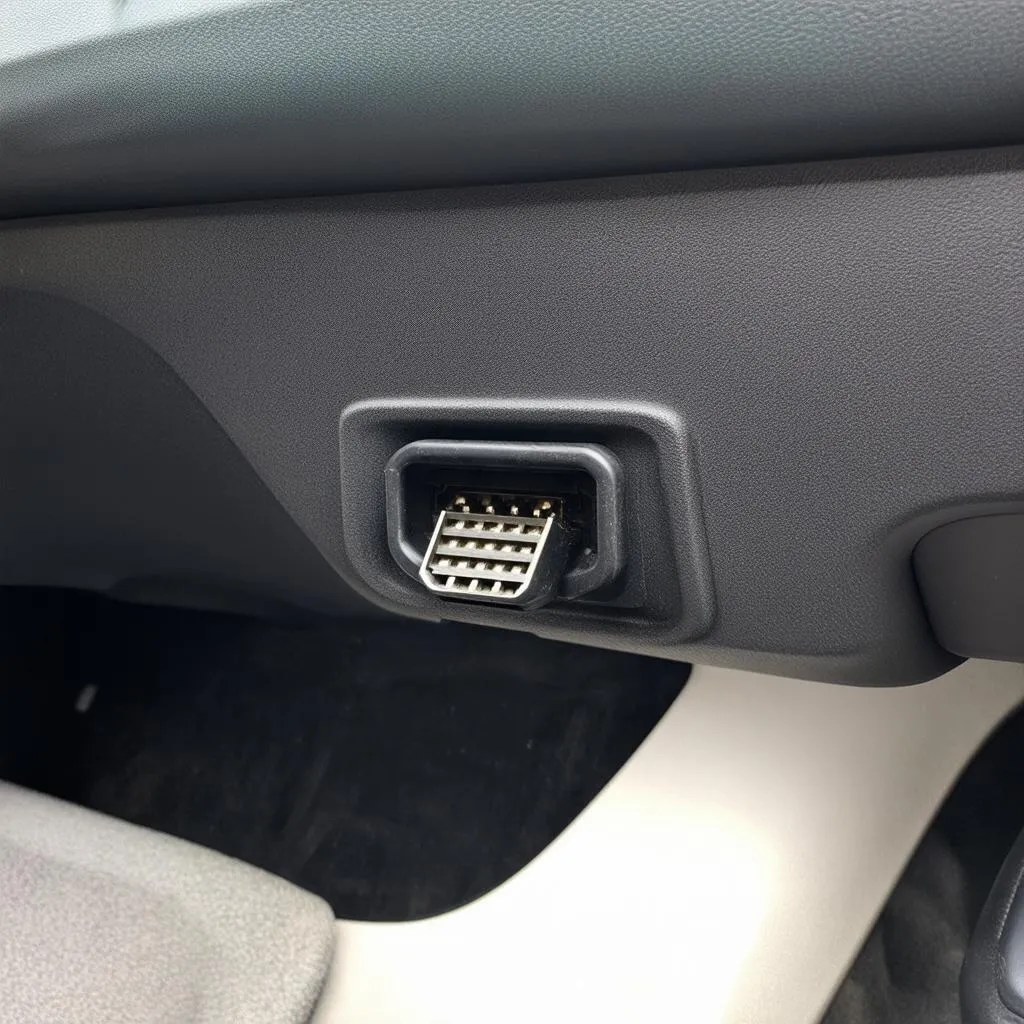 Finding the Elusive OBD2 Port on Your 2000 Honda CR-V: A Mechanic’s Guide