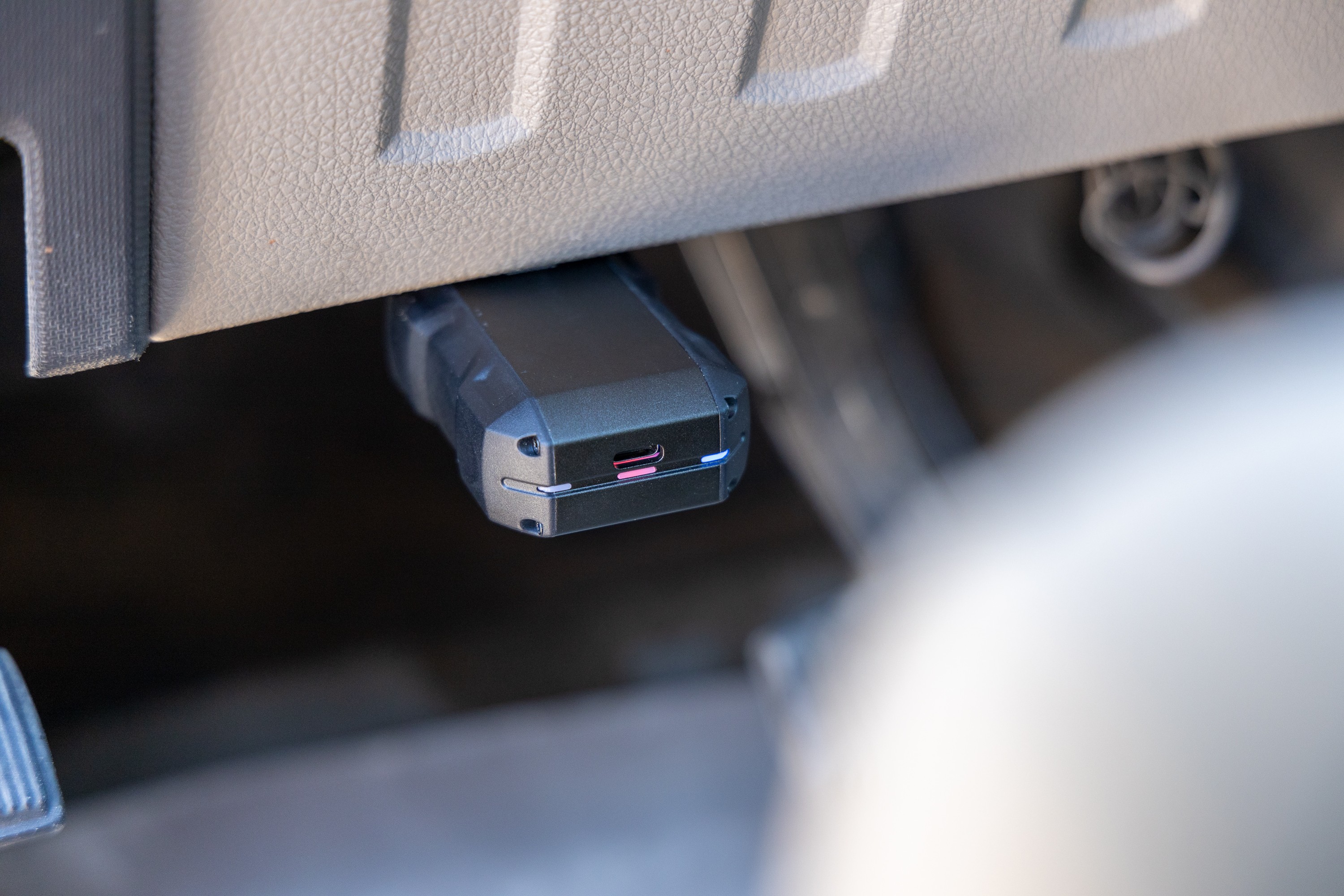 The Topdon TopScan OBD2 Bluetooth Scanner offers mid-tier pricing and features; (photo/Chip Jordan)