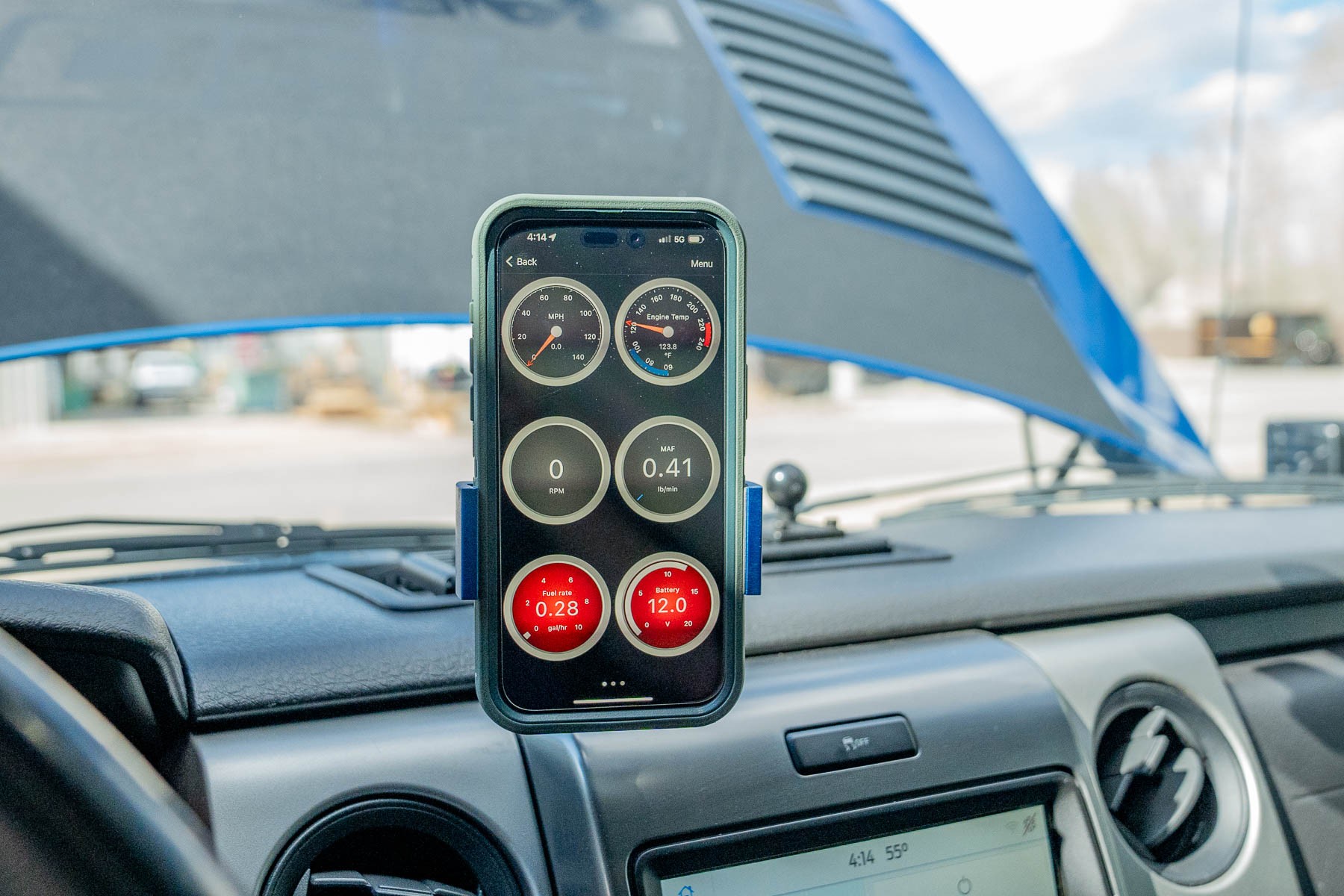 OBDLINK MX+ data displayed on a 6-gauge digital dashboard via app